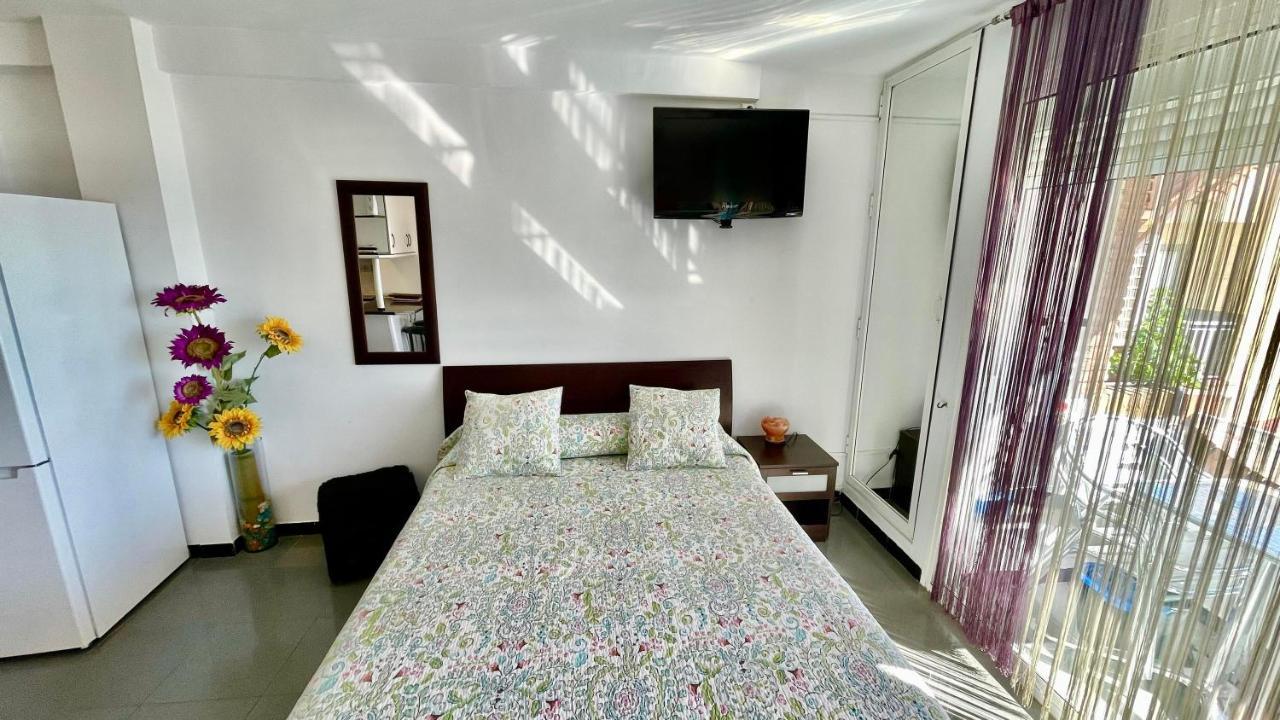 Bulto Carihuela Apartamento Torremolinos Exterior foto