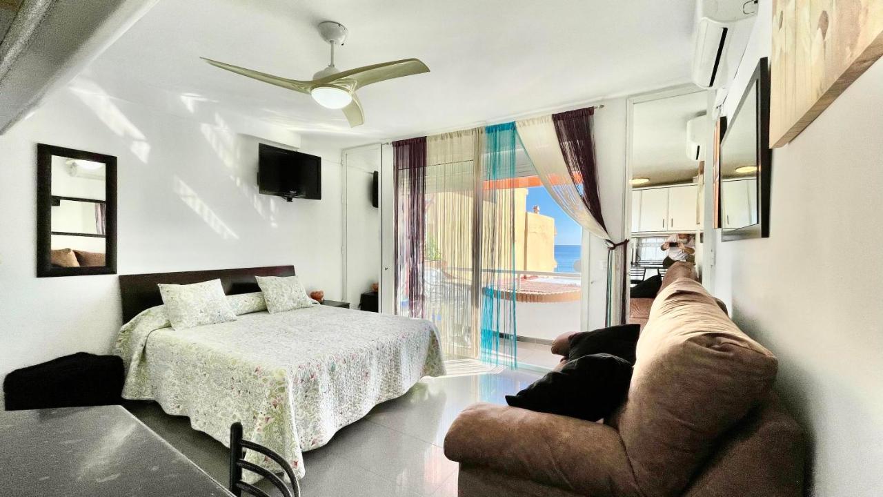 Bulto Carihuela Apartamento Torremolinos Exterior foto